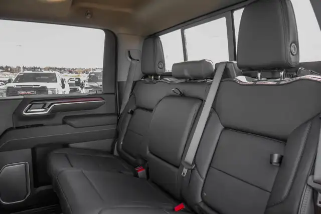 2026 GMC Sierra 3500HD Denali - Photo 34