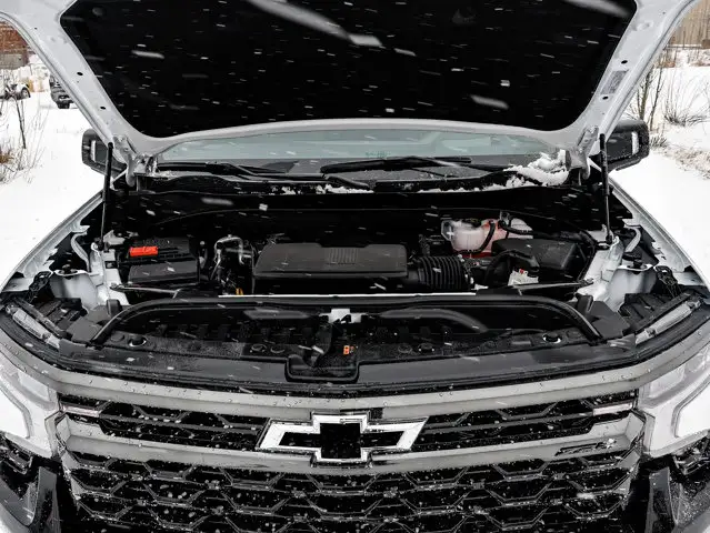 2026 Chevrolet Silverado 1500 ZR2 - Photo 9