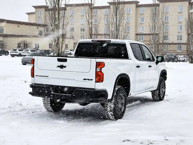 2026 Chevrolet Silverado 1500 ZR2 - Photo 13