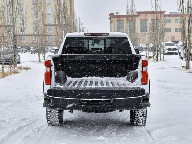 2026 Chevrolet Silverado 1500 ZR2 - Photo 15