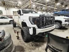 2024 GMC Sierra 3500HD Denali Ultimate - Photo 2