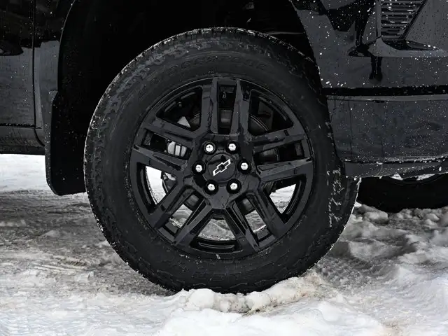 2026 Chevrolet Silverado 1500 LT Trail Boss - Photo 5