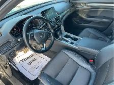 2019 Honda Accord - Photo 25