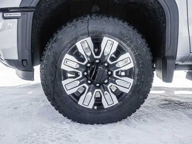 2026 GMC Sierra 3500HD Denali - Photo 12