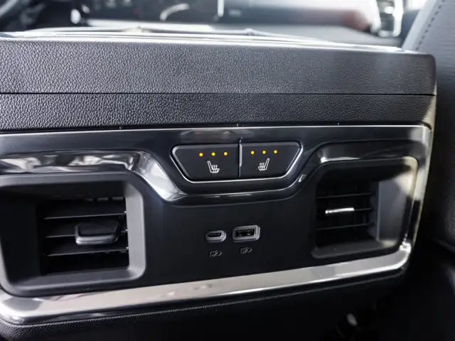 2026 GMC Sierra 3500HD Denali - Photo 34