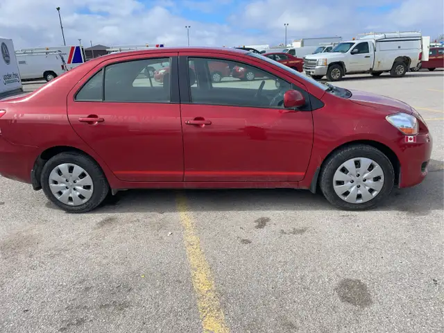 2009 Toyota Yaris - Photo 4