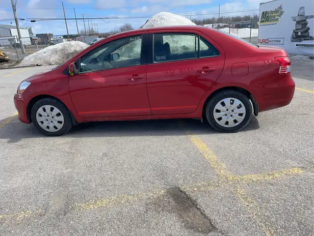 2009 Toyota Yaris - Photo 8