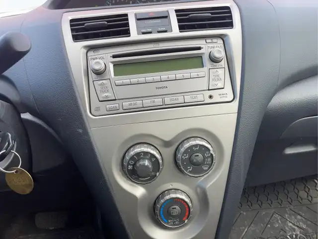 2009 Toyota Yaris - Photo 22