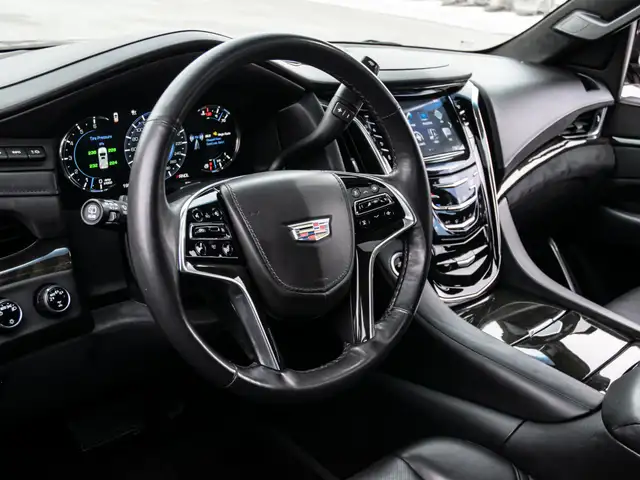 2017 Cadillac Escalade PLATINUM|NAV|ROOF|ACC|B.SPOT|BACKUP|LOADE - Photo 7