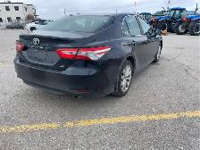 2019 Toyota Camry - Photo 5