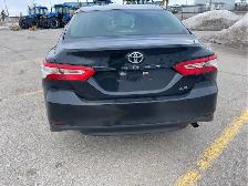 2019 Toyota Camry - Photo 6