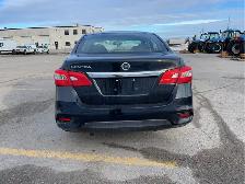 2017 Nissan Sentra - Photo 4