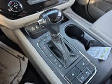 2016 Kia Sedona - Photo 17