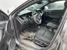 2016 Ford Taurus - Photo 10