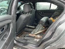 2016 Ford Taurus - Photo 14