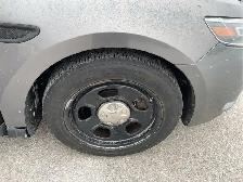 2016 Ford Taurus - Photo 18