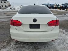 2012 Volkswagen Jetta - Photo 6