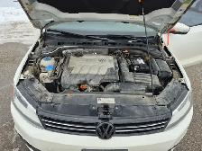 2012 Volkswagen Jetta - Photo 11