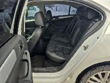 2012 Volkswagen Jetta - Photo 25