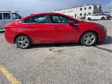 2018 Chevrolet Cruze - Photo 4