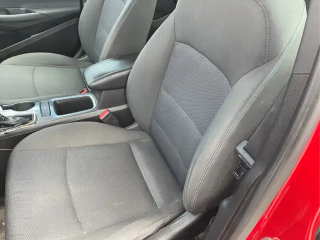 2018 Chevrolet Cruze - Photo 10