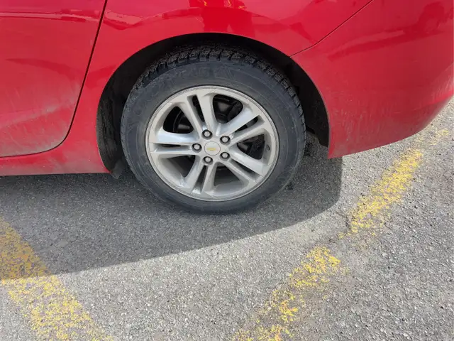 2018 Chevrolet Cruze - Photo 18