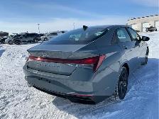 2022 Hyundai ELANTRA - Photo 4