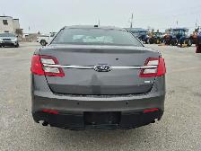 2016 Ford Taurus - Photo 6