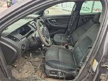 2016 Ford Taurus - Photo 13