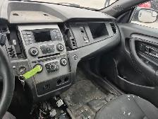 2016 Ford Taurus - Photo 16