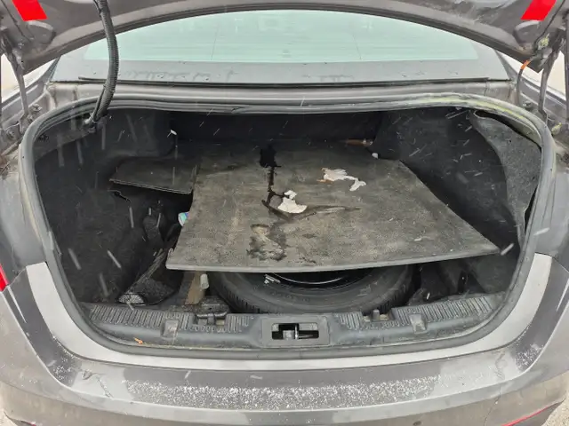 2016 Ford Taurus - Photo 22