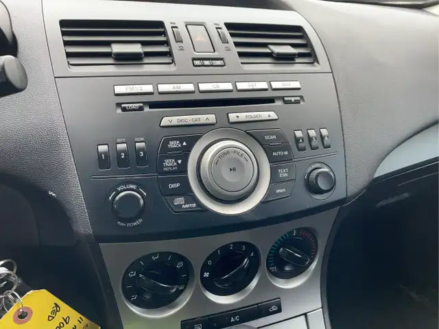 2011 Mazda MAZDA3 Sport - Photo 18