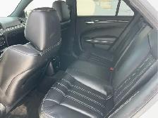 2018 Chrysler 300 - Photo 27