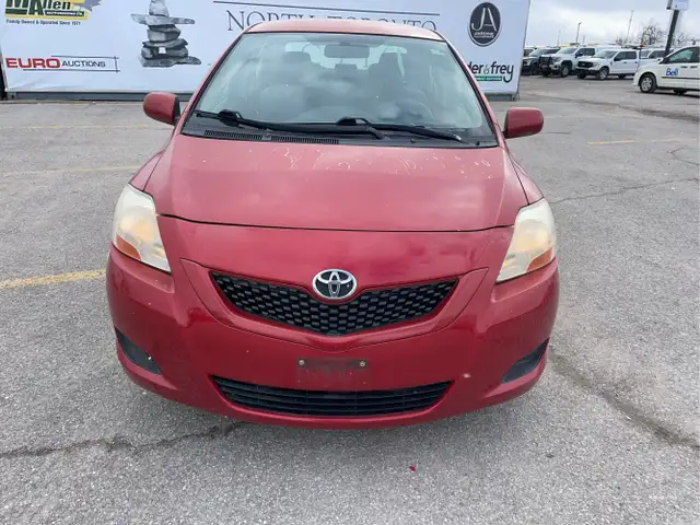 2009 Toyota Yaris - Photo 2