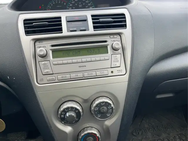 2009 Toyota Yaris - Photo 18