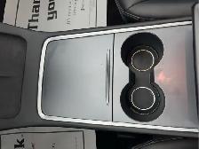 2021 Tesla Model 3 - Photo 18