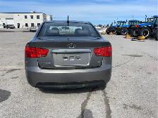 2010 Kia Forte - Photo 4