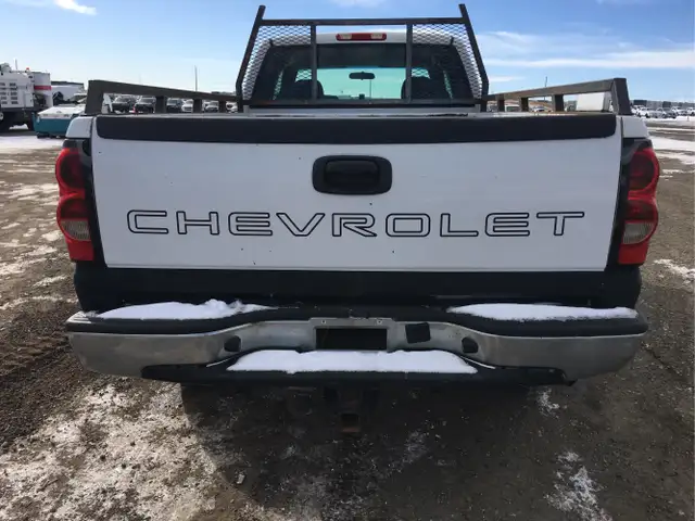 2006 Chevrolet Silverado 2500HD - Photo 4