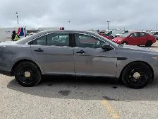 2016 Ford Taurus - Photo 5
