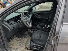 2016 Ford Taurus - Photo 11