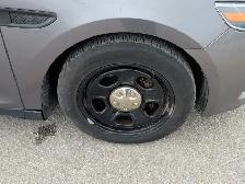 2016 Ford Taurus - Photo 19