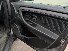 2016 Ford Taurus - Photo 23