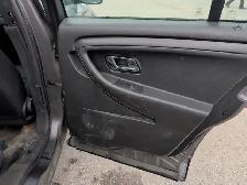 2016 Ford Taurus - Photo 27