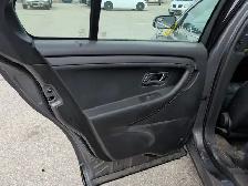 2016 Ford Taurus - Photo 28