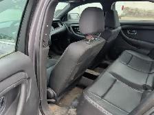 2016 Ford Taurus - Photo 29