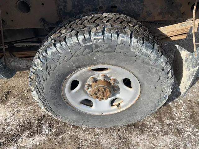 2003 Chevrolet Silverado 2500HD - Photo 10