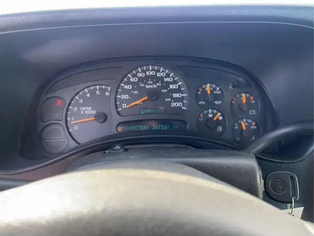 2003 Chevrolet Silverado 2500HD - Photo 15