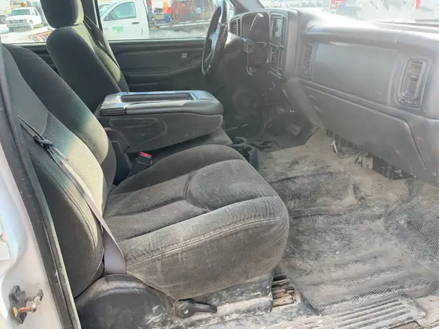 2003 Chevrolet Silverado 2500HD - Photo 20