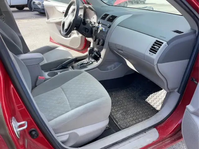 2010 Toyota Corolla - Photo 20