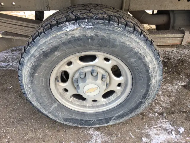 2004 Chevrolet Silverado 2500HD - Photo 11